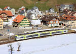 Im Entlebuch: Einfahrt des BLS Lötschberger Nr.