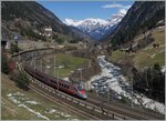 Ein FS Trenitalia ETR 610 als EC 14 von Milano nach Zürich bei Wassen auf der untersten Ebene.