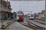 Ein TPF SURF ABe 2/4 - B - Be 2/4 wartet in Châtel St Denis auf die Abfahrt nach Montbovon.