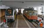 Der  BLM Mischbetrieb  mit den aktuellen und den neuen Triebwagen dauerte nur einen kurzen Sommer lang.
In M�rren stehen der angekommene neue BLM Be 4/6 102  M�nch  und der gleich abfahrende BLM Be 4/4 31 Lisi zu sehen. 

23. Juli 2024