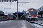 Brugg AG mit den SBB RABe 511 018 als RE nach Bern und ein SBB RBDe 560 Domino als S 27 nach Waldshut.