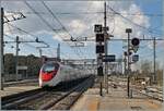 Der SBB  Giruno  RABe 501 011  Thurgau  verlässt Parma als EC Bologna - Zürich.