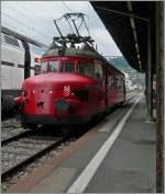 Der OeBB RBe 2/4 202 passte in Vevey nur knapp aufs Bild.