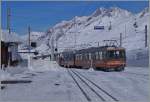 Zwei GGB Beh 4/8 verlassen Riffelberg Richtung Zermatt.