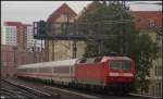 DB Fernverkehr 120 138 schiebt einen Ersatzzug zum nchsten Halt Berlin Ostbahnhof (gesehen 14.06.2012 Berlin Alexanderplatz)    Update: ++ 10.04.2018 bei Fa.