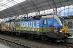 RegioJet 193 227 wirbt f�r ein fernseh-Serie 'BOBULE' am 23 Februar 2020 in Praha hl.n.
