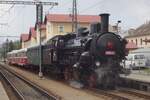 Während STEAM 53 verlasst 434.2186 mit ein Sonderzug Benesov u Prahy am 11 September 2022.