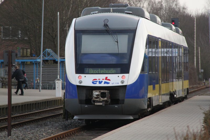 Vt 110 Als Evb 717 Von Bremerhaven Hbf Nach Buxtehude Kurz Nach Der Ankunft In Bremervorde Bahnfotokiste Startbilder De