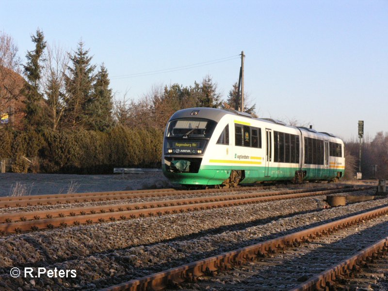 VT01 hat gerade den B von Schnfeld passiert auf dem Weg nach Regensburg. 20.12.07